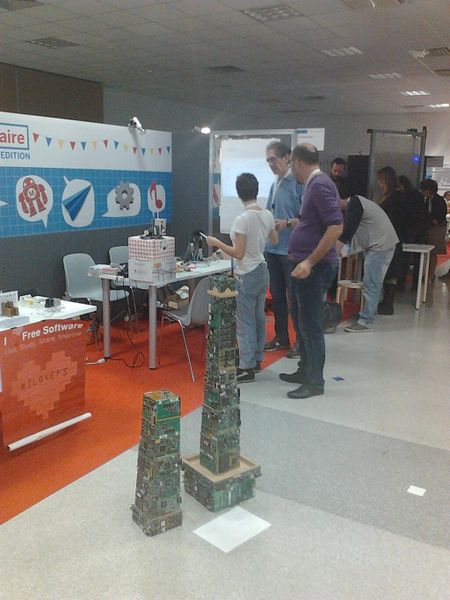 File:Maker faire raspibo stand.jpeg